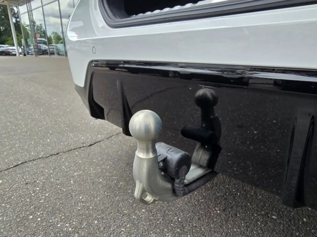 BMW 330 330e M-Sport Touring