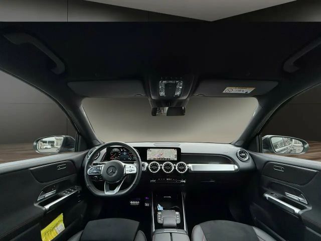 Mercedes-Benz GLB 200 AMG Line