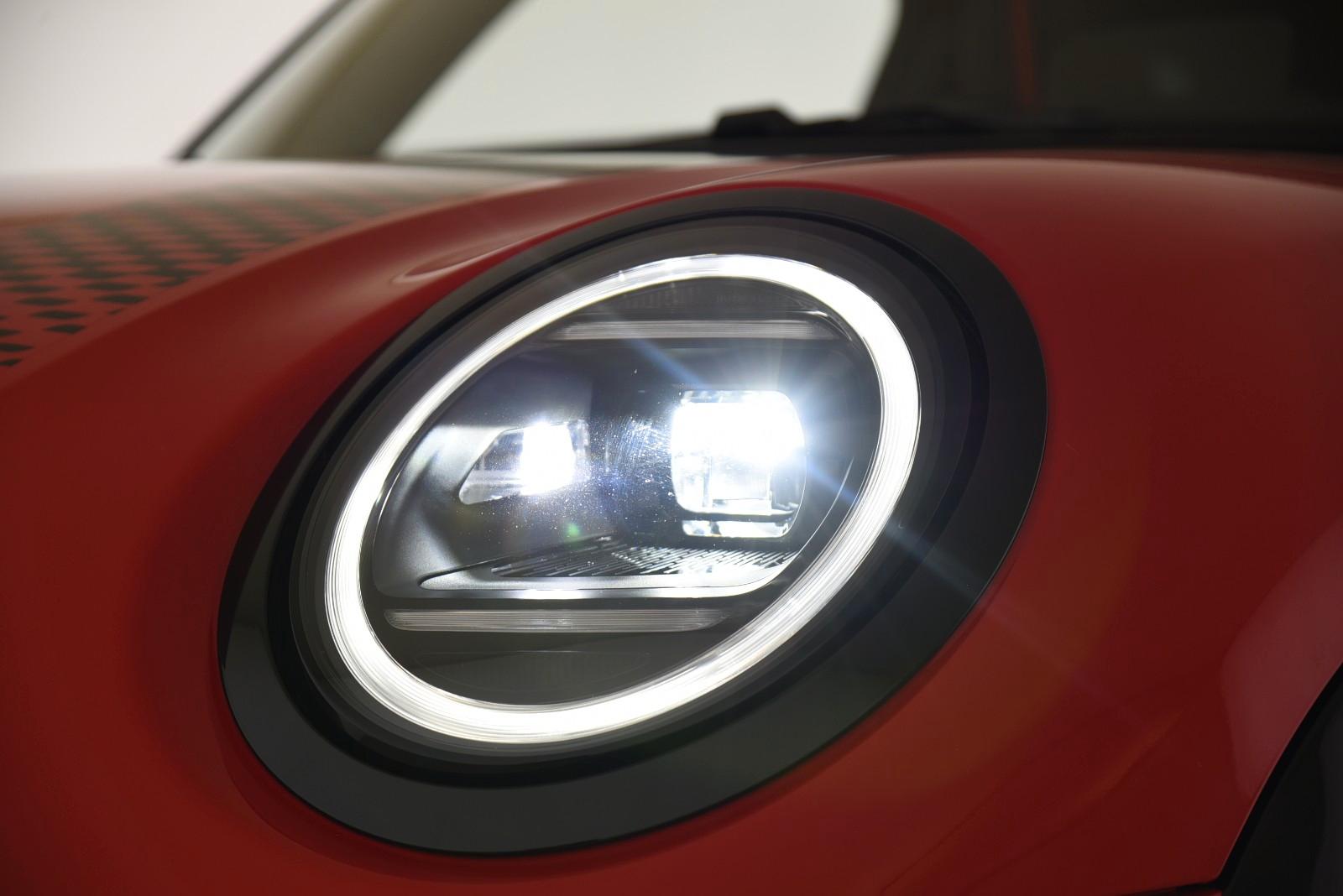 MINI Cooper John Cooper Works