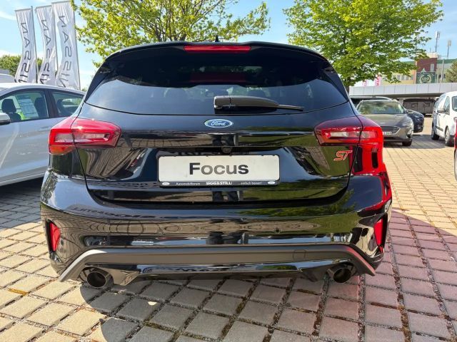 Ford Focus ST Line