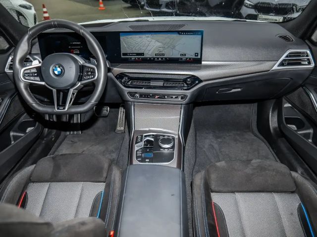 BMW 330 330d M-Sport Touring xDrive