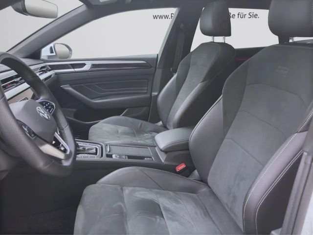 Volkswagen Arteon 2.0 TSI DSG R-Line