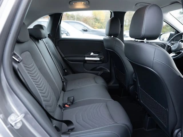 Mercedes-Benz B 180 Progressive