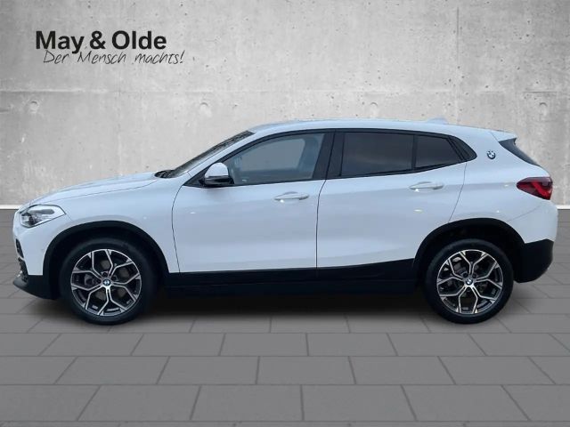 BMW X2 Sedan sDrive18i