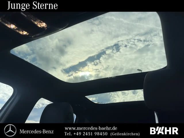 Mercedes-Benz B 200 AMG Line Sedan