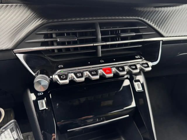 Peugeot 2008 Allure Pack EAT8 PureTech