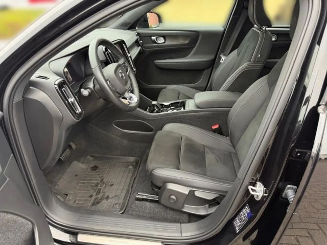 Volvo C40 AWD Plus Recharge Twin Engine