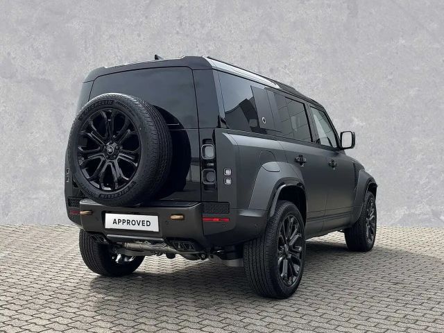 Land Rover Defender 110