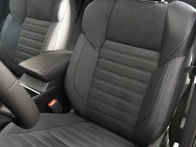 Mitsubishi Outlander 4WD Intense PHEV