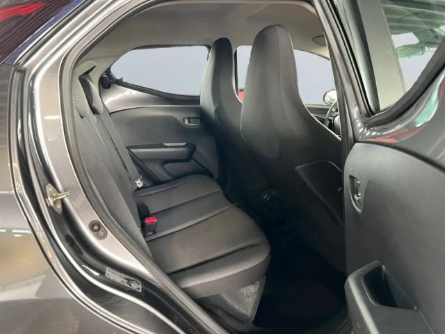 Toyota Aygo Hatchback Play Team D X-play