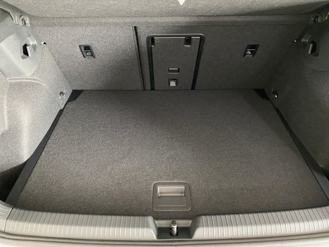 Volkswagen Golf 1.5 eTSI DSG Life