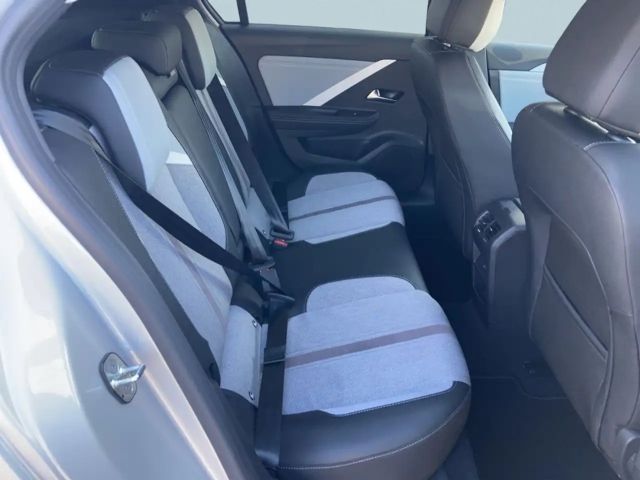 Opel Astra 1.2 Turbo Elegance Turbo