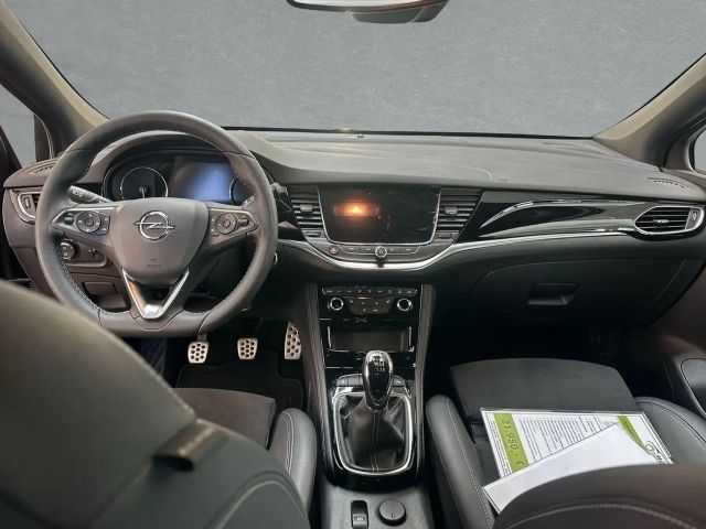 Opel Astra Sports Tourer Ultimate