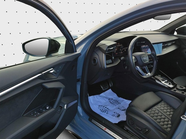 Audi RS3 Quattro S-Tronic Sedan