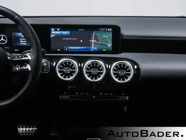 Mercedes-Benz A 220 A 220 d AMG Line