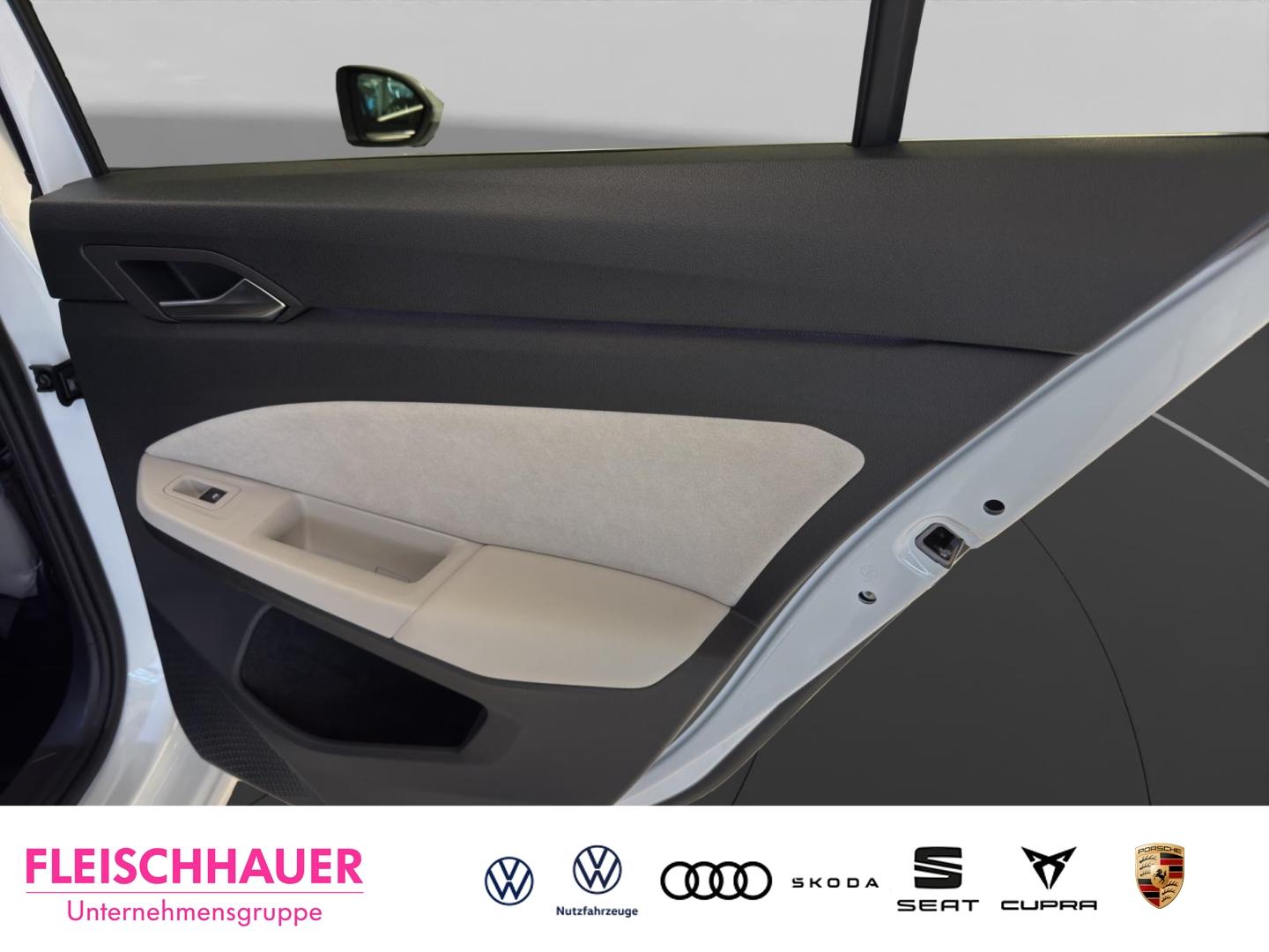 Volkswagen Golf 1.5 eTSI Golf VIII Style