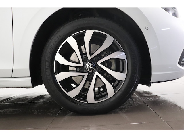 Volkswagen Golf 1.5 eTSI Golf VIII