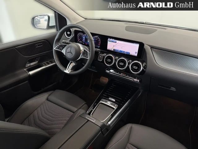 Mercedes-Benz B 200 Progressive Sedan