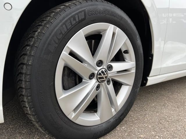 Volkswagen Golf DSG Life Variant