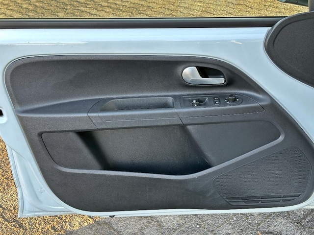 Volkswagen e-up! Style