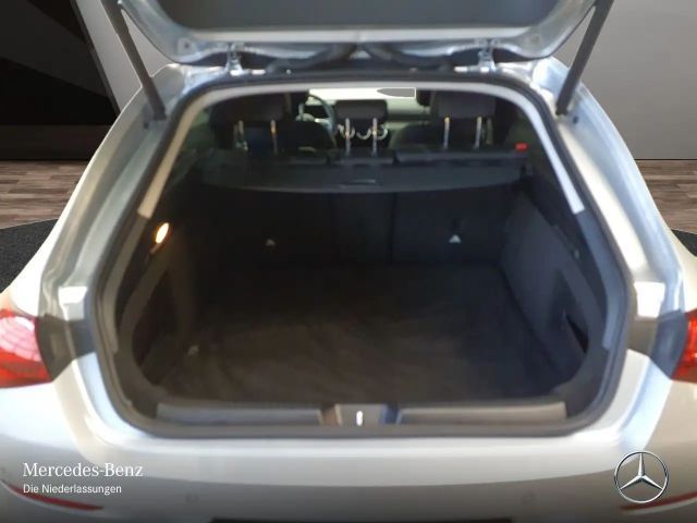 Mercedes-Benz CLA 180 Progressive