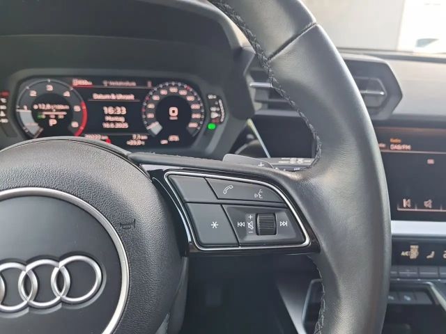 Audi A3 30 TDI S-Line Sedan Sportback