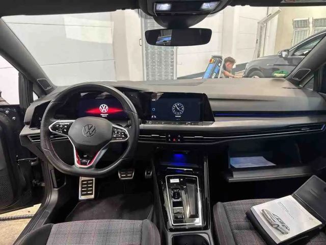 Volkswagen Golf 2.0 TSI GTI