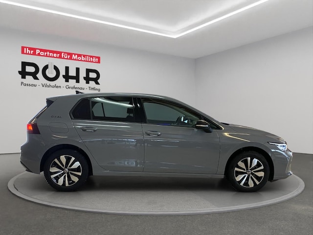 Volkswagen Golf 1.5 TSI BMT Golf VIII