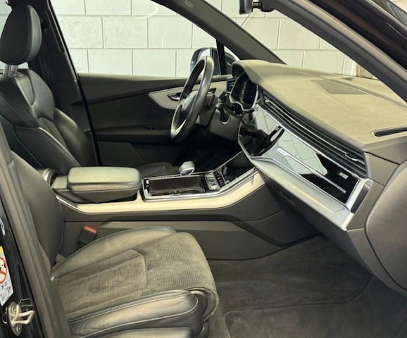 Audi Q7 55 TFSI Hybride Quattro