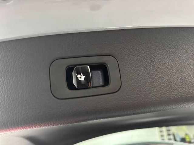 Mercedes-Benz GLC 300 4MATIC AMG Line