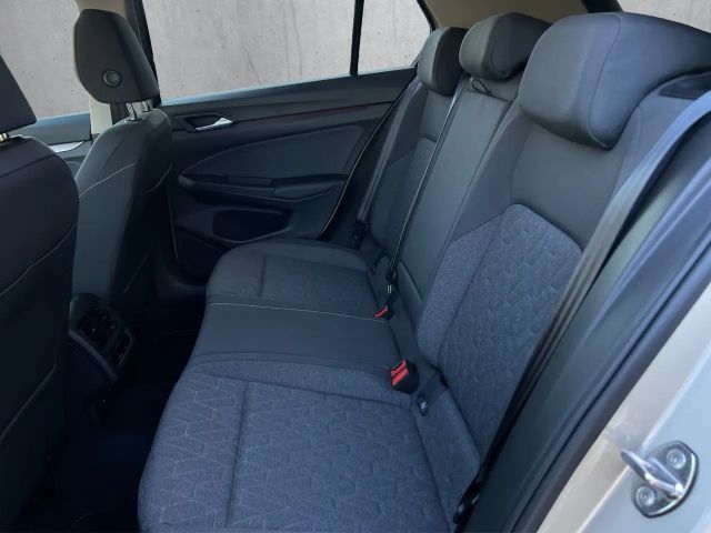 Volkswagen Golf 1.5 eTSI DSG Golf VIII Move