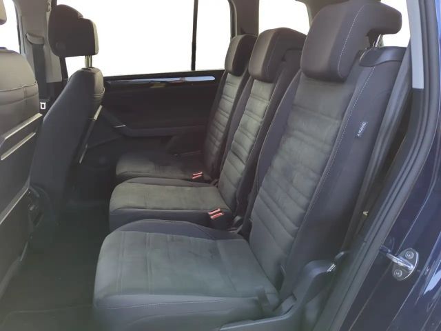 Volkswagen Touran 1.5 TSI DSG Highline