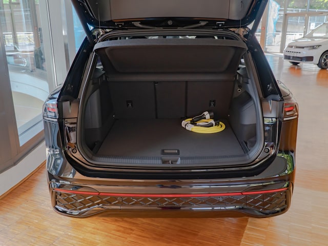 Volkswagen Tiguan R-Line eHybrid