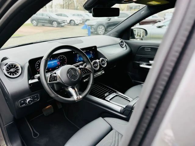 Mercedes-Benz GLA 180 Progressive