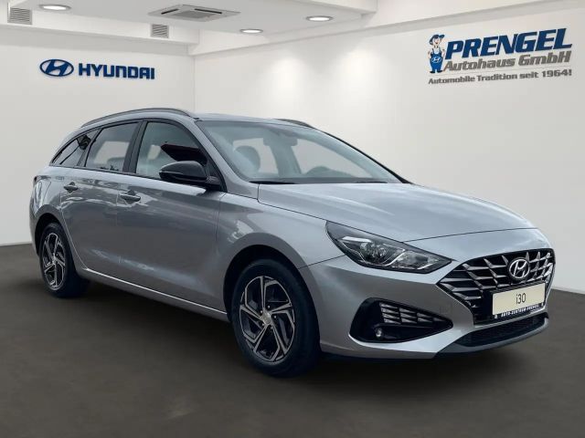 Hyundai i30 CW 1.0T-GDi Edt.30 SHZ/Kamera/Klima/App/DAB+