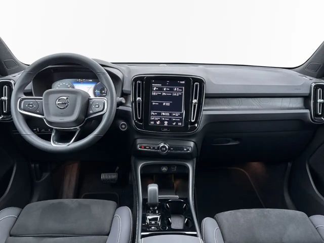 Volvo XC40 Dark Plus Recharge T4