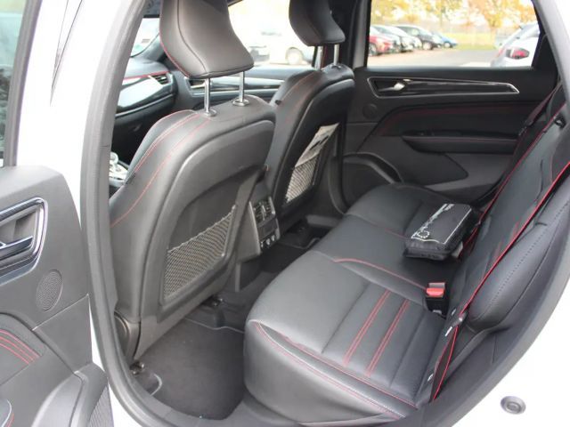 Renault Arkana Hybrid RS