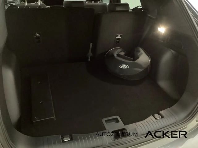 Ford Kuga Plug in Hybrid ST Line X