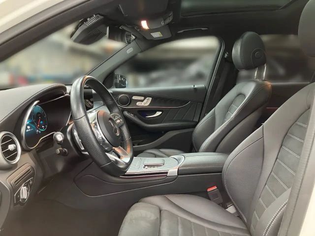 Mercedes-Benz GLC 300 4MATIC AMG Line