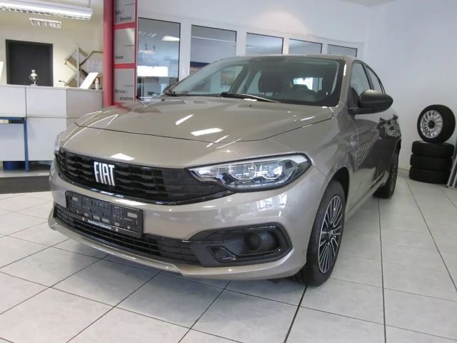 Fiat Tipo CityCross Life