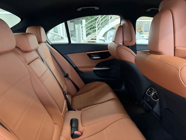 Mercedes-Benz C 200 C 200 d Luxury Line Sedan