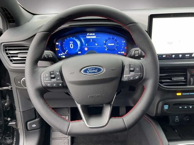 Ford Focus EcoBoost ST Line