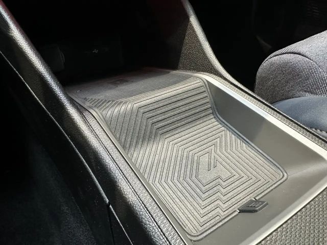 Renault 4 Comfort E-Tech Techno