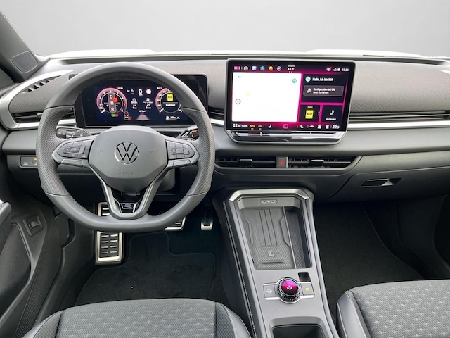 Volkswagen T-Roc 1.5 eTSI DSG R-Line