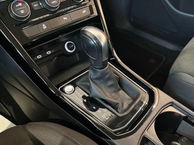 Volkswagen Touran 1.5 TSI DSG Highline