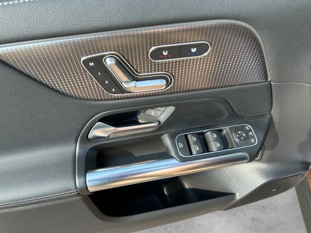 Mercedes-Benz EQA 250 AMG Line