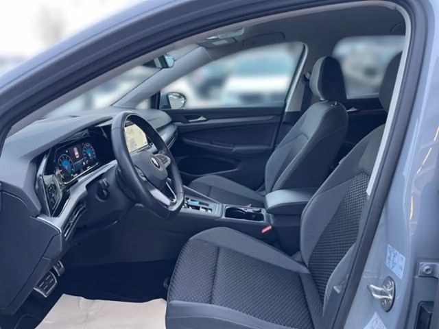 Volkswagen Golf DSG Life