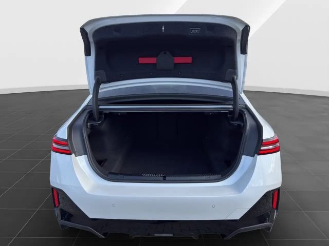 BMW 540 540d M-Sport Sedan xDrive