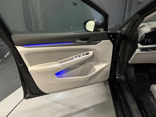 Volkswagen Golf 2.0 TSI DSG Style