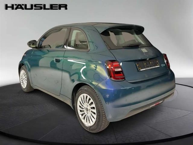 Fiat 500e Neuer 500 Rückfahrkamera Sitzheizung PDC 5200km